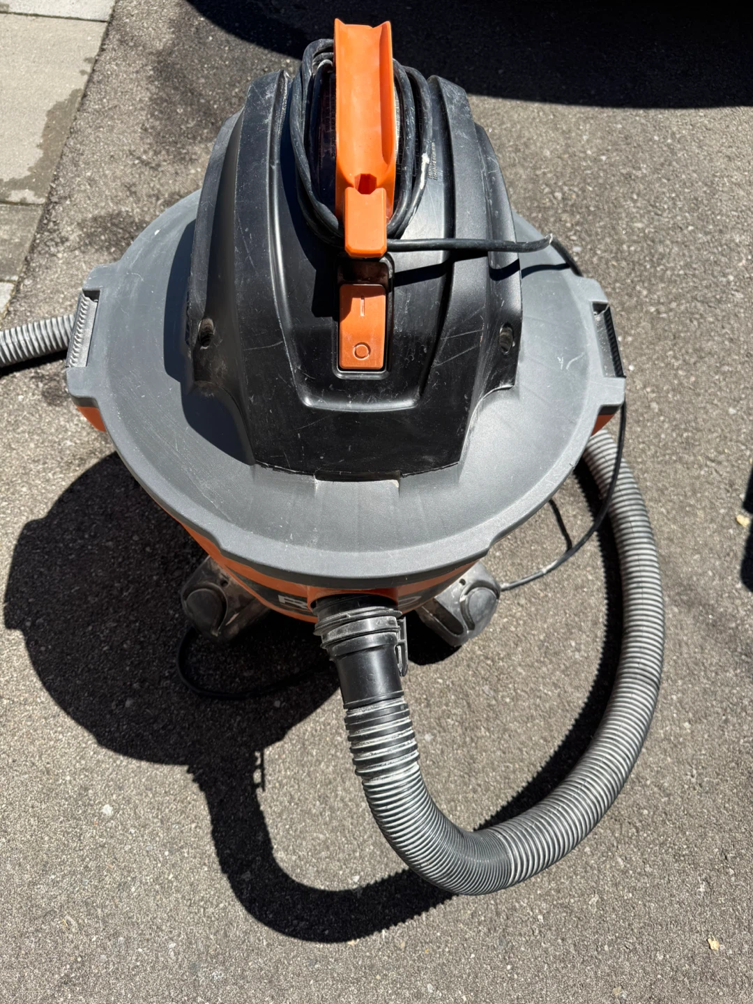 RIDGID Wet/Dry Vac - photo 2