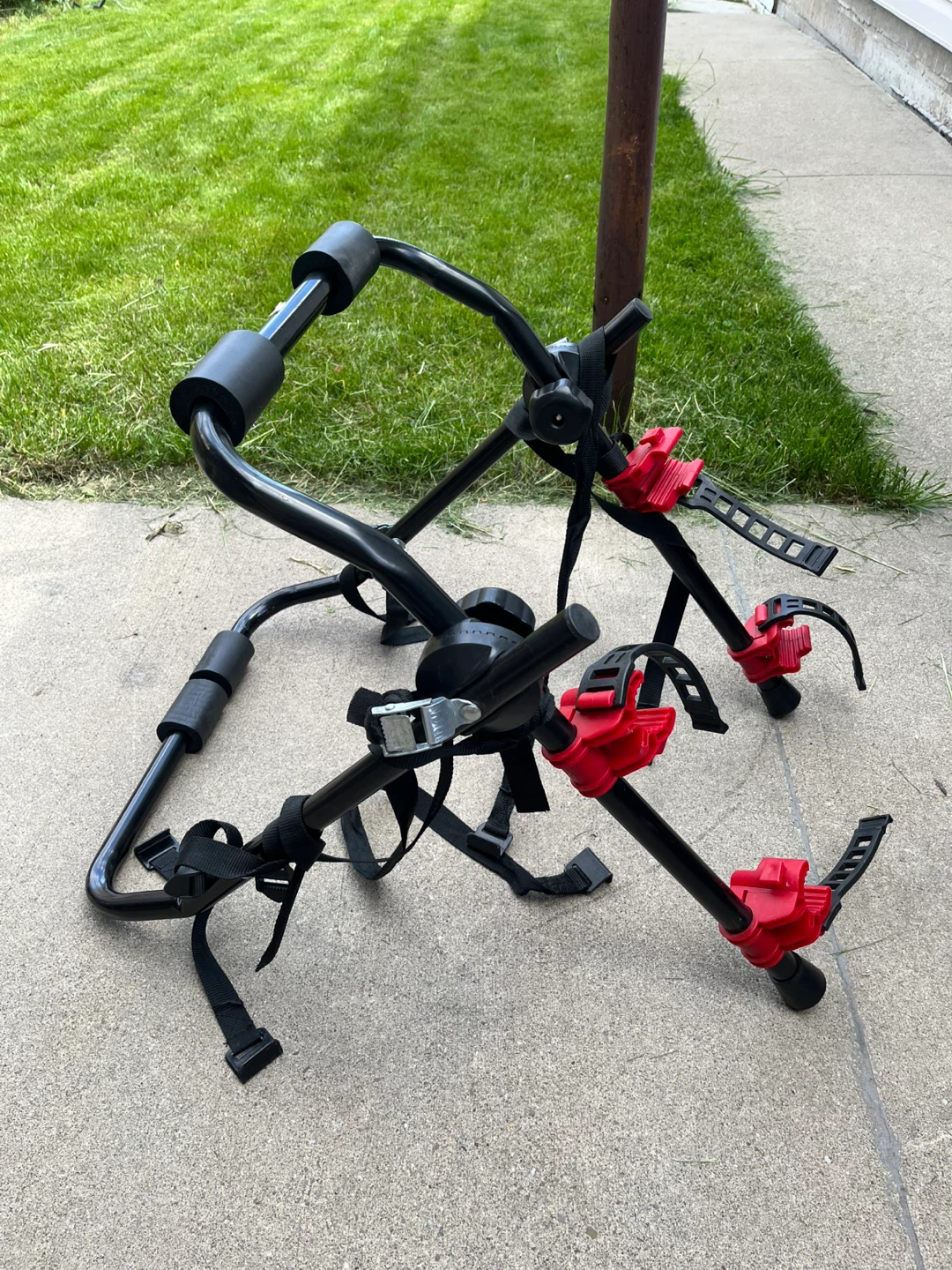 Trunk Mount Bike Rack - 2 bikes - photo 2