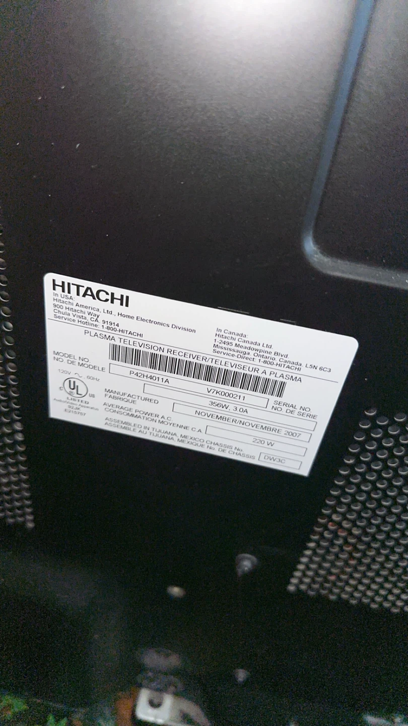 Hitachi 40" Plasma TV - photo 3