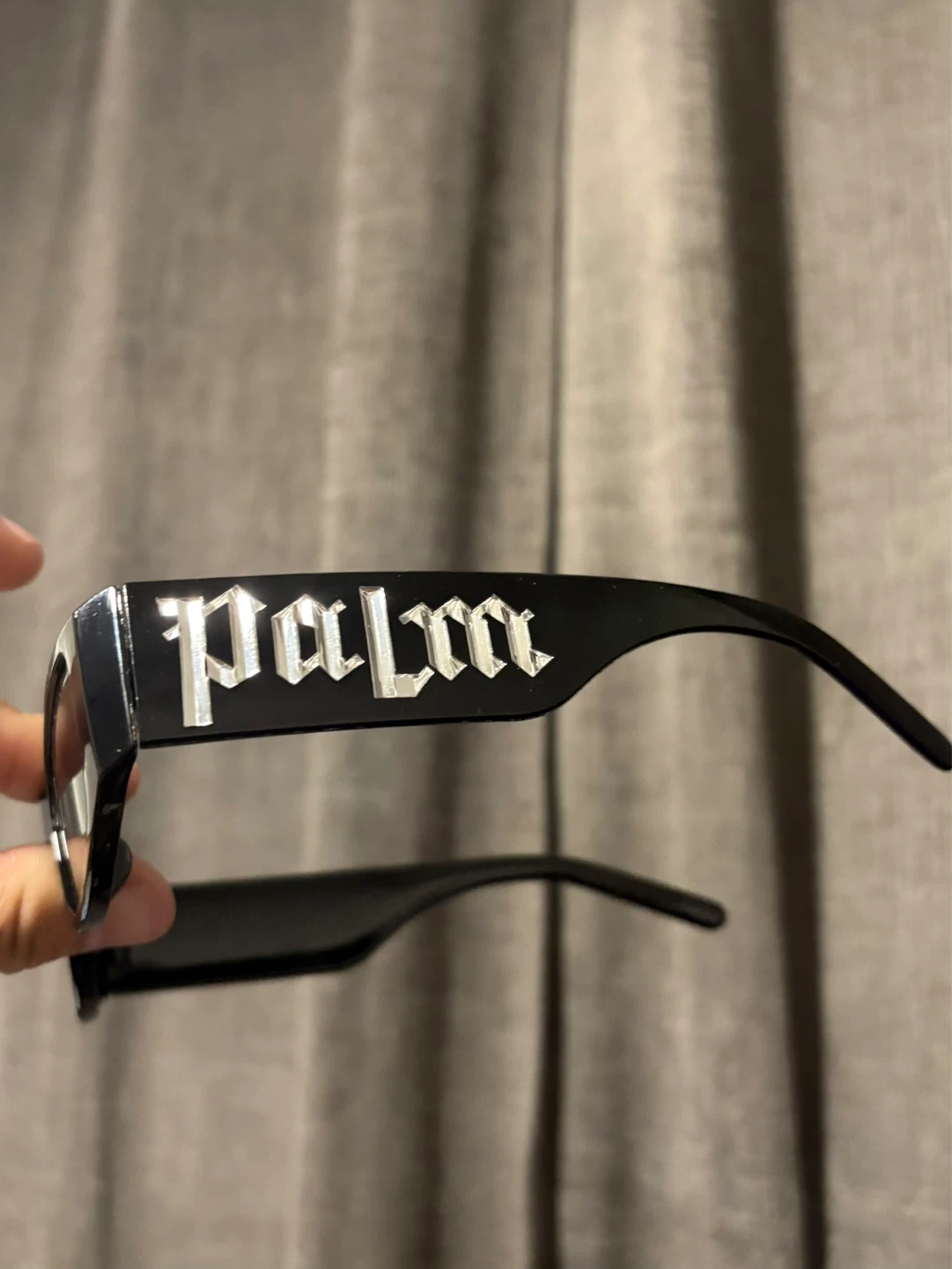 Palm Angels Black Sunglasses - photo 3