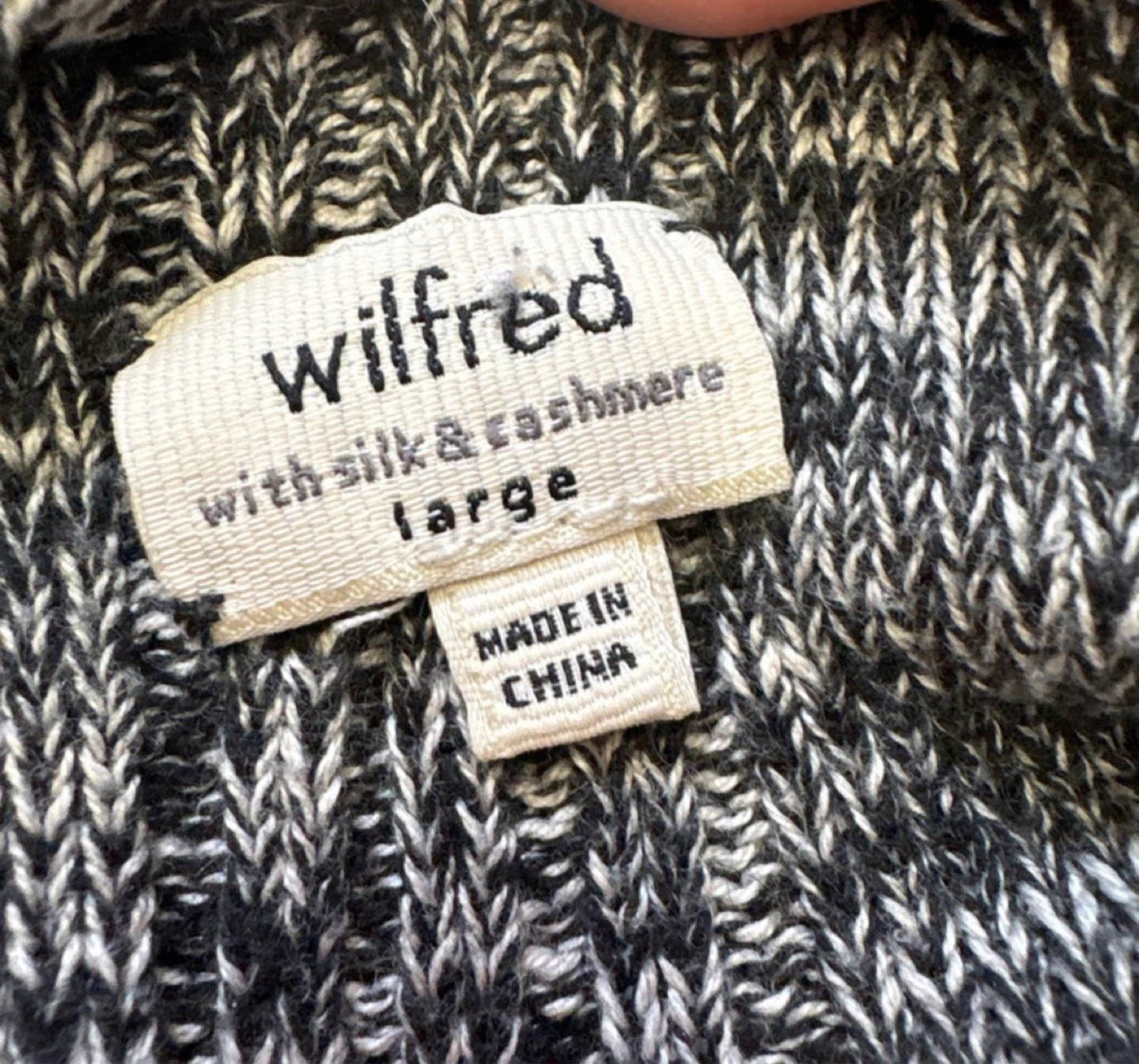 Wilfred Cashmere Cardigan Sweater - photo 5