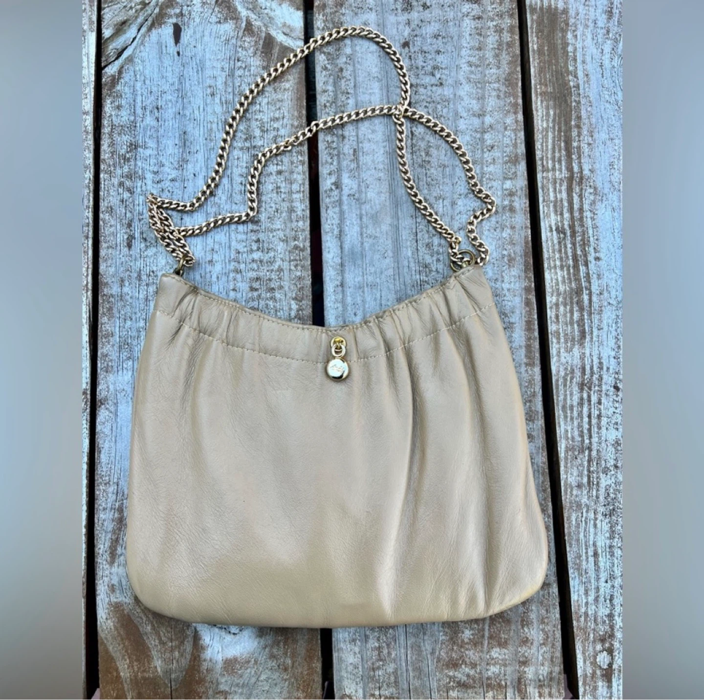 Vintage Andé Cream Leather Clutch with Gold Chain Strap - photo 5