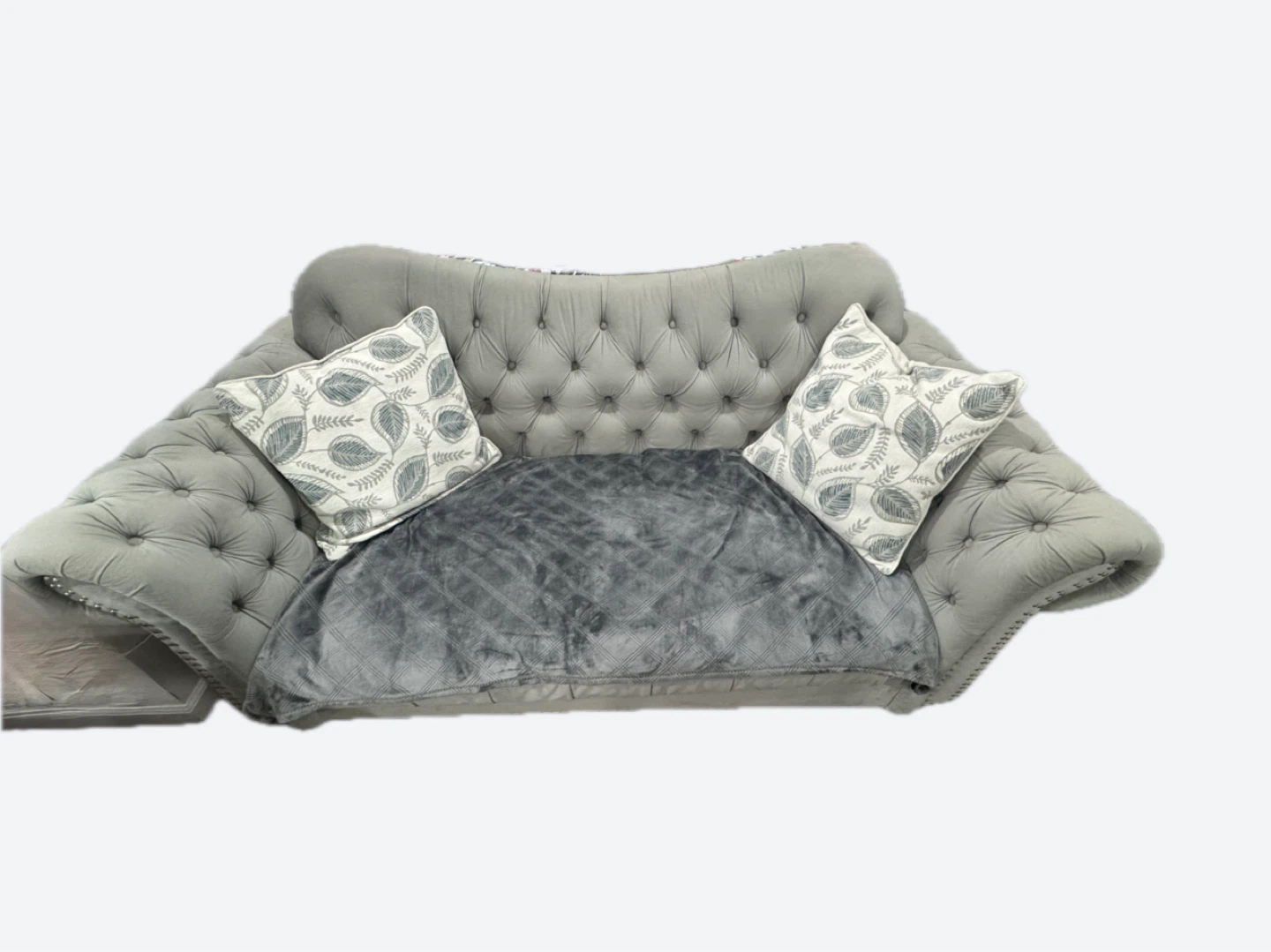 Grey Tufted Loveseat Sofa - photo 2