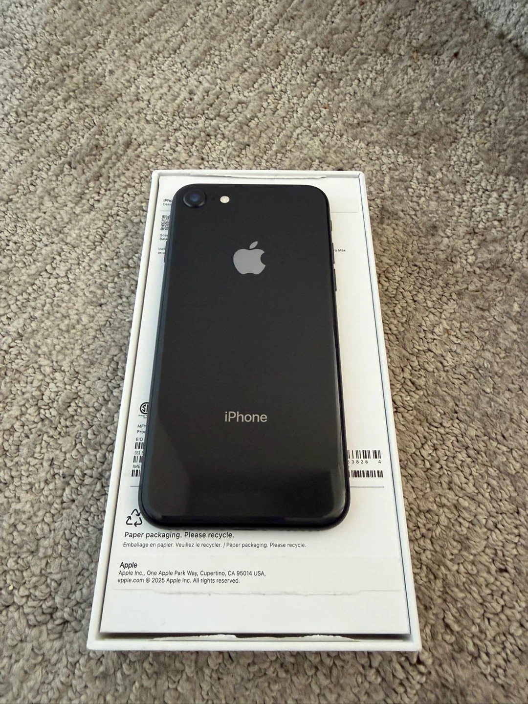 IPhone 8 95% BATTERY UNLOCKED - photo 2