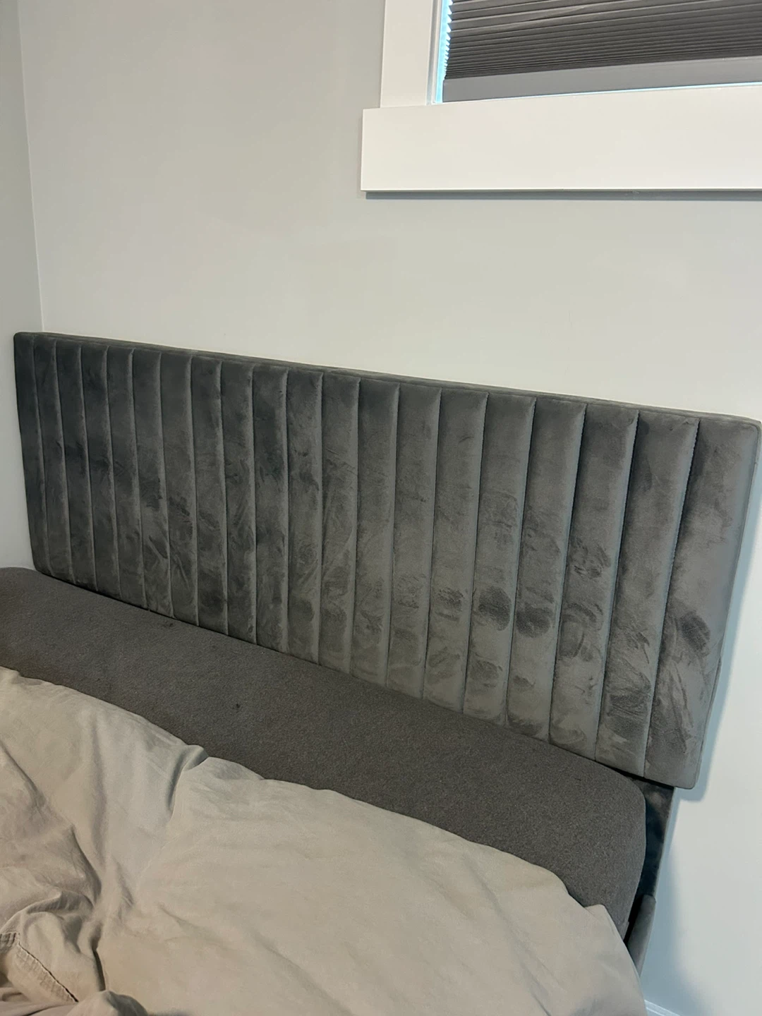 Queen size bed and mattress - photo 2
