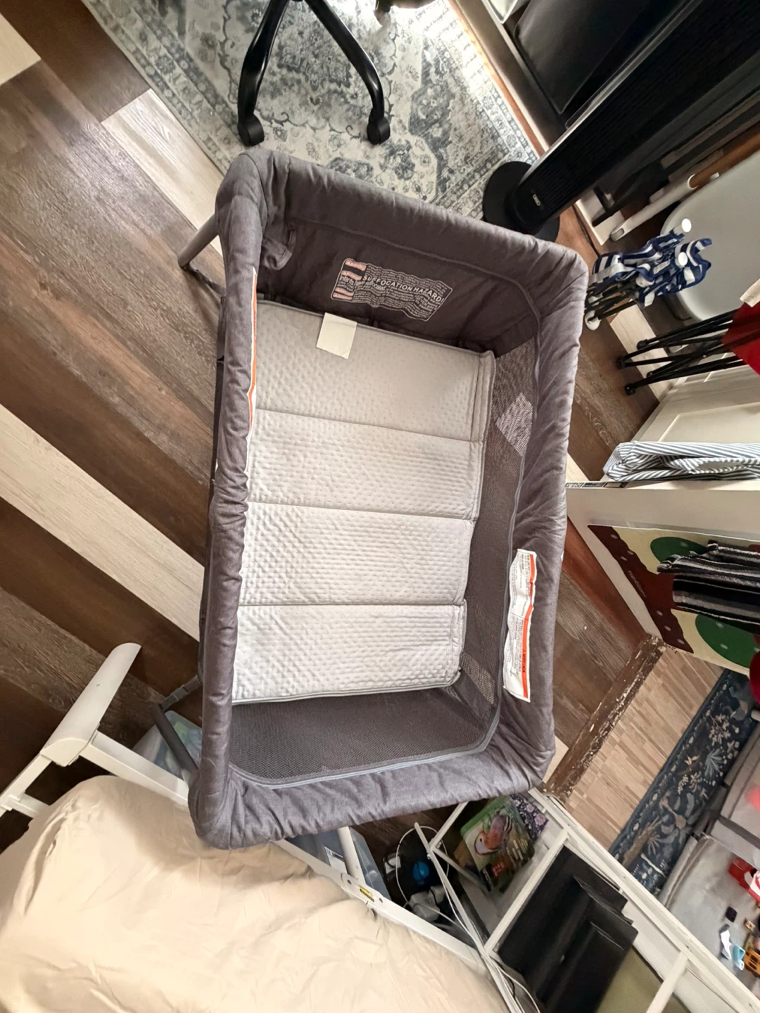 Graco Pack 'n Play On the Go Playard - photo 4