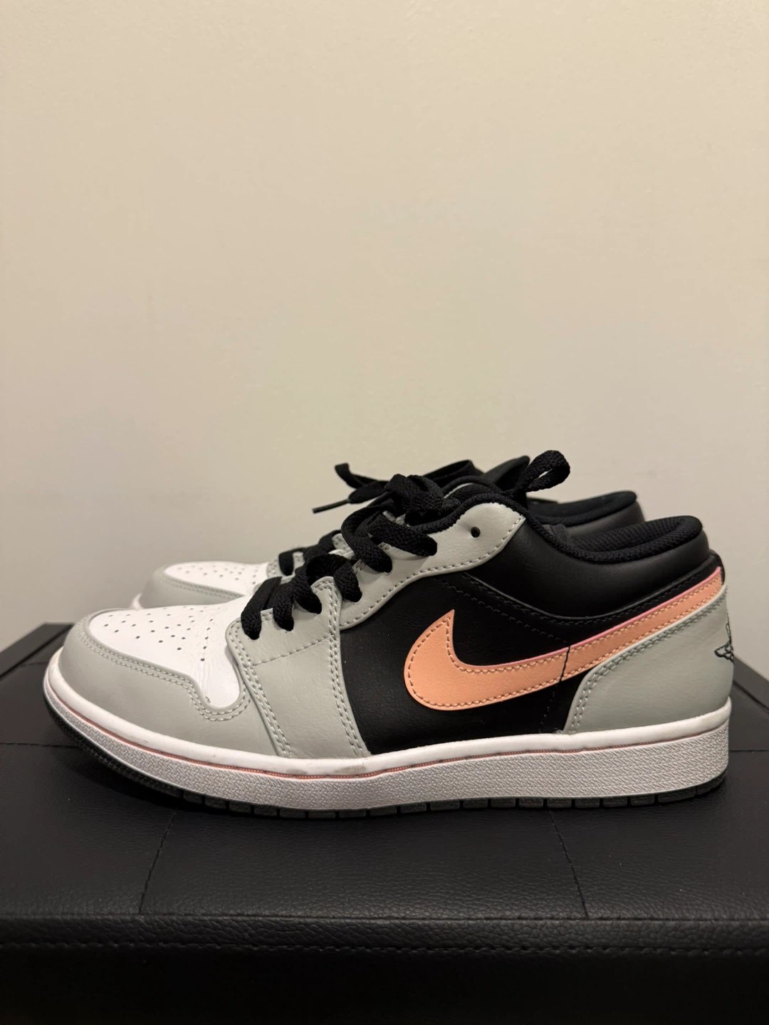 Air Jordan 1 Low SE