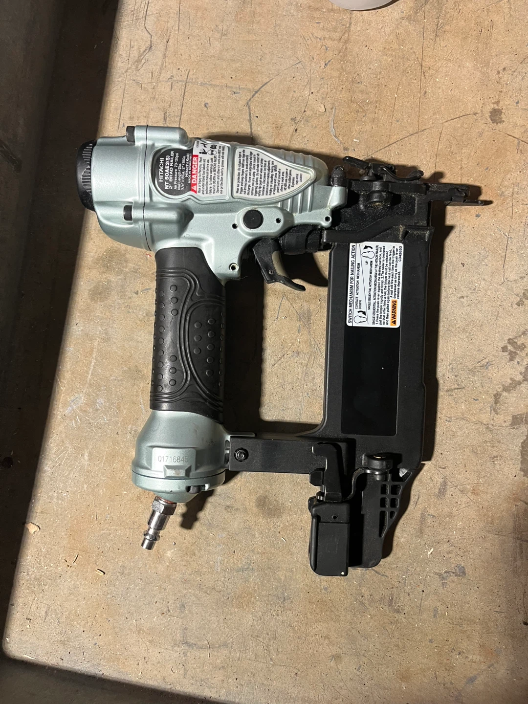 Hitachi NT50AE2 2" 18 GA Brad Nailer - photo 2