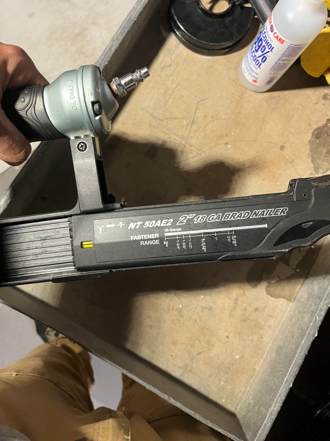 Hitachi NT50AE2 2" 18 GA Brad Nailer - photo 4