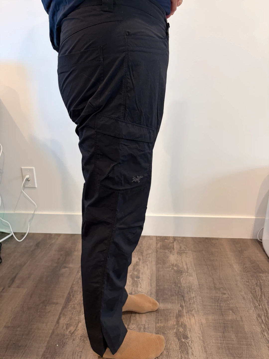 Arc’teryx Women size 8 pants black - photo 3