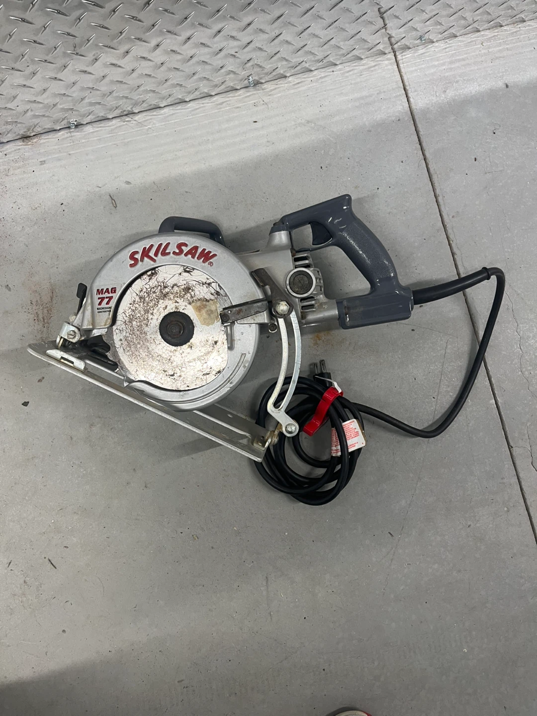 SKILSAW MAG 77 Circular Saw