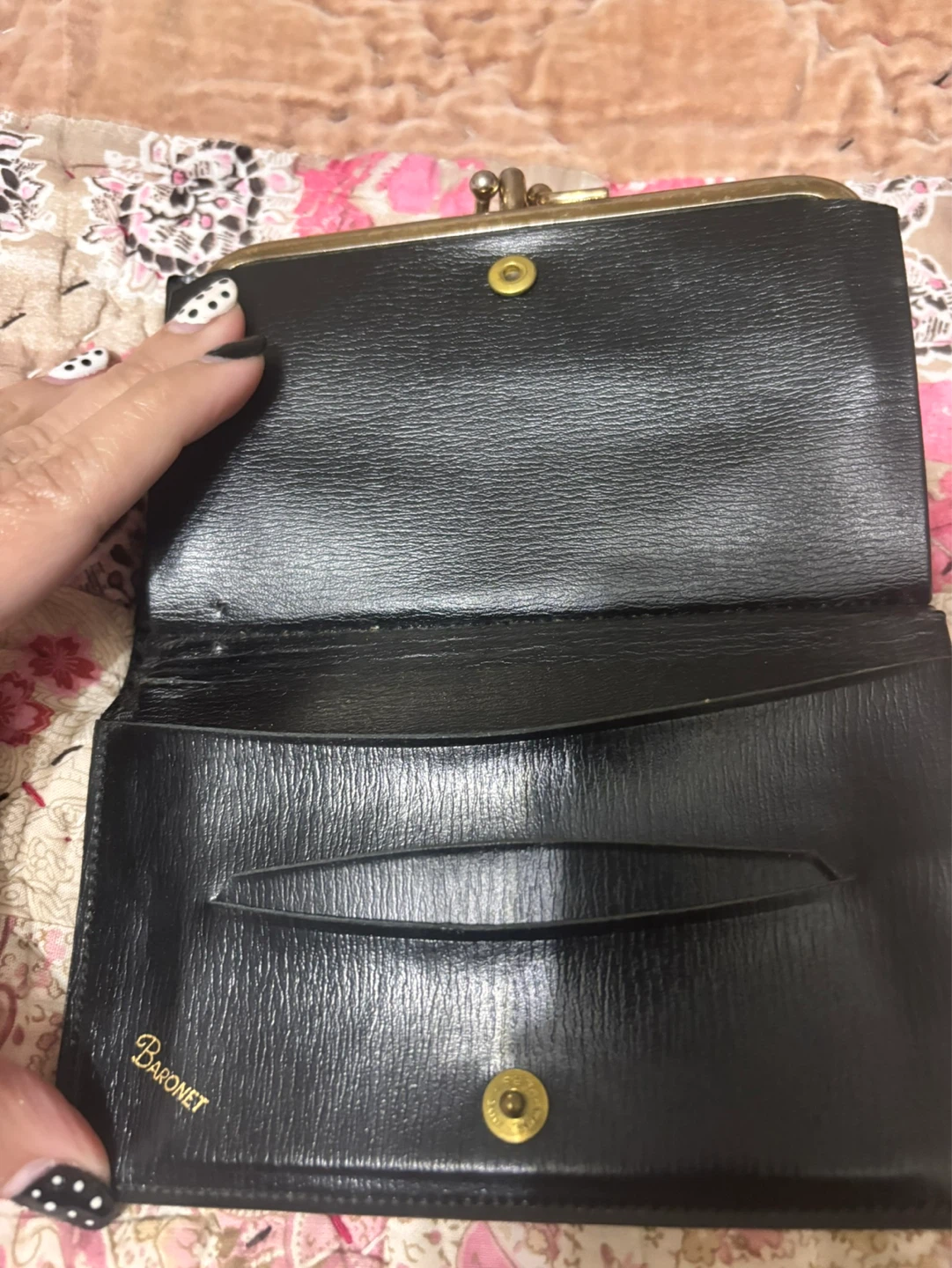 Baronet Black Leather Clasp Wallet - photo 3