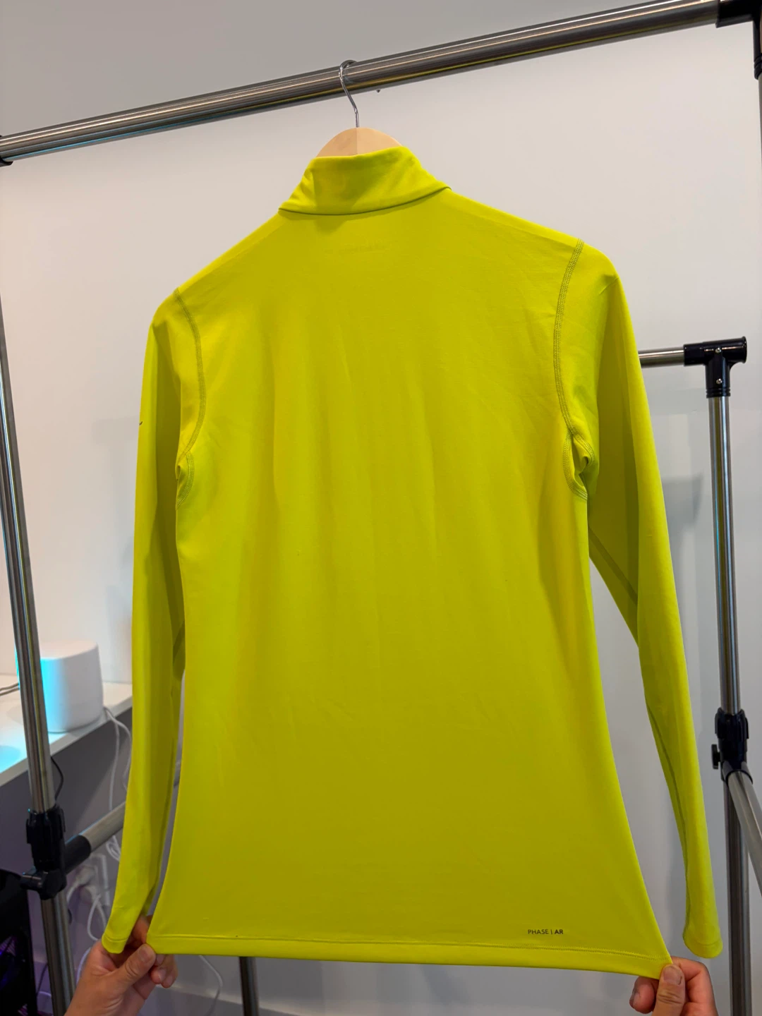 Arc’teryx Women size M, Phase HZ  Functional Shirt - photo 2