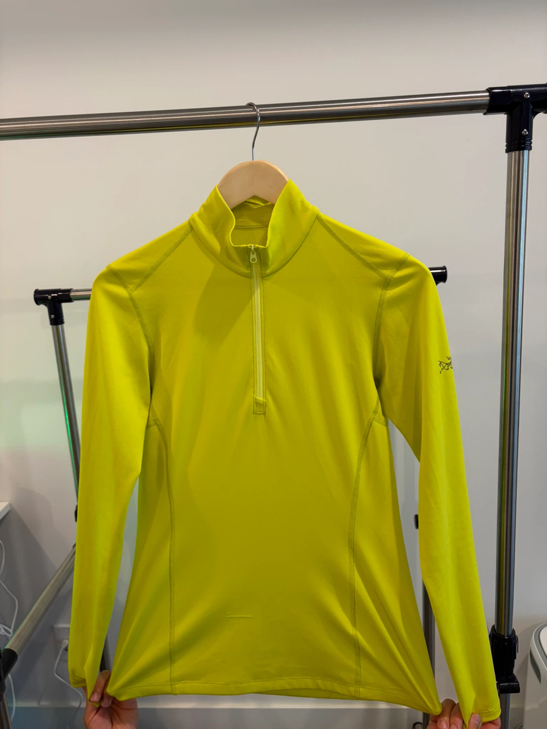 Arc’teryx Women size M, Phase HZ  Functional Shirt