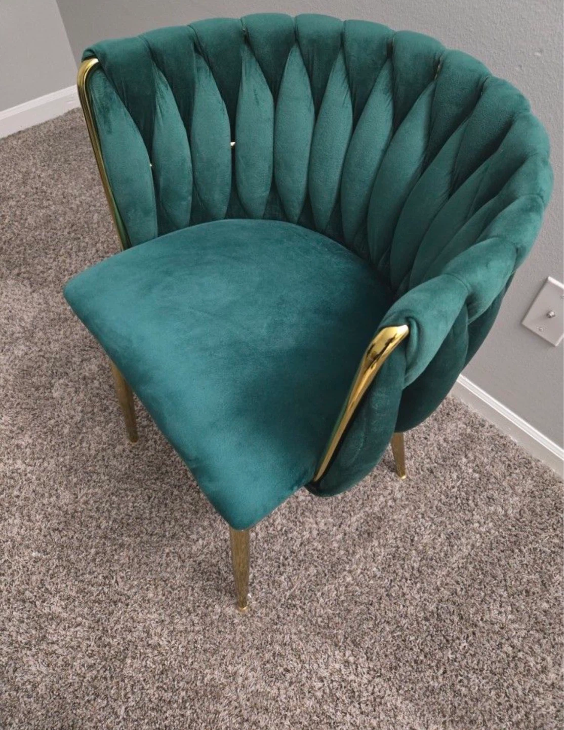 Set of 4 Fancy Teal Velvet Accent Chairs with Gold Legs