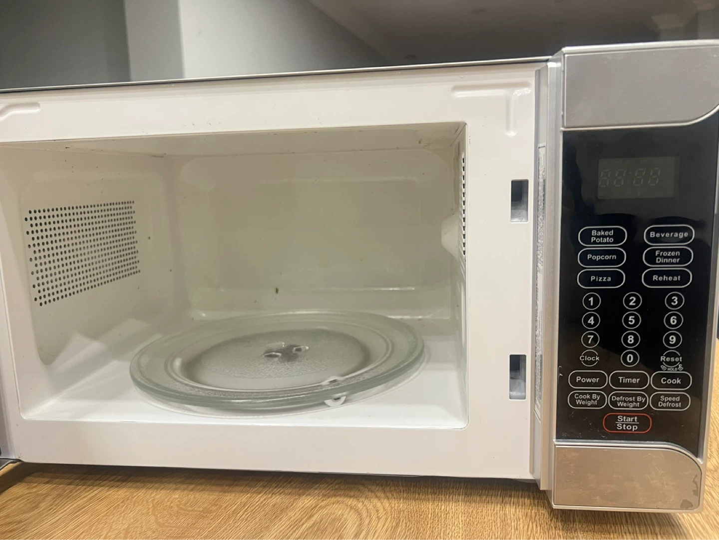 Danby Designer Microwave Oven - photo 3
