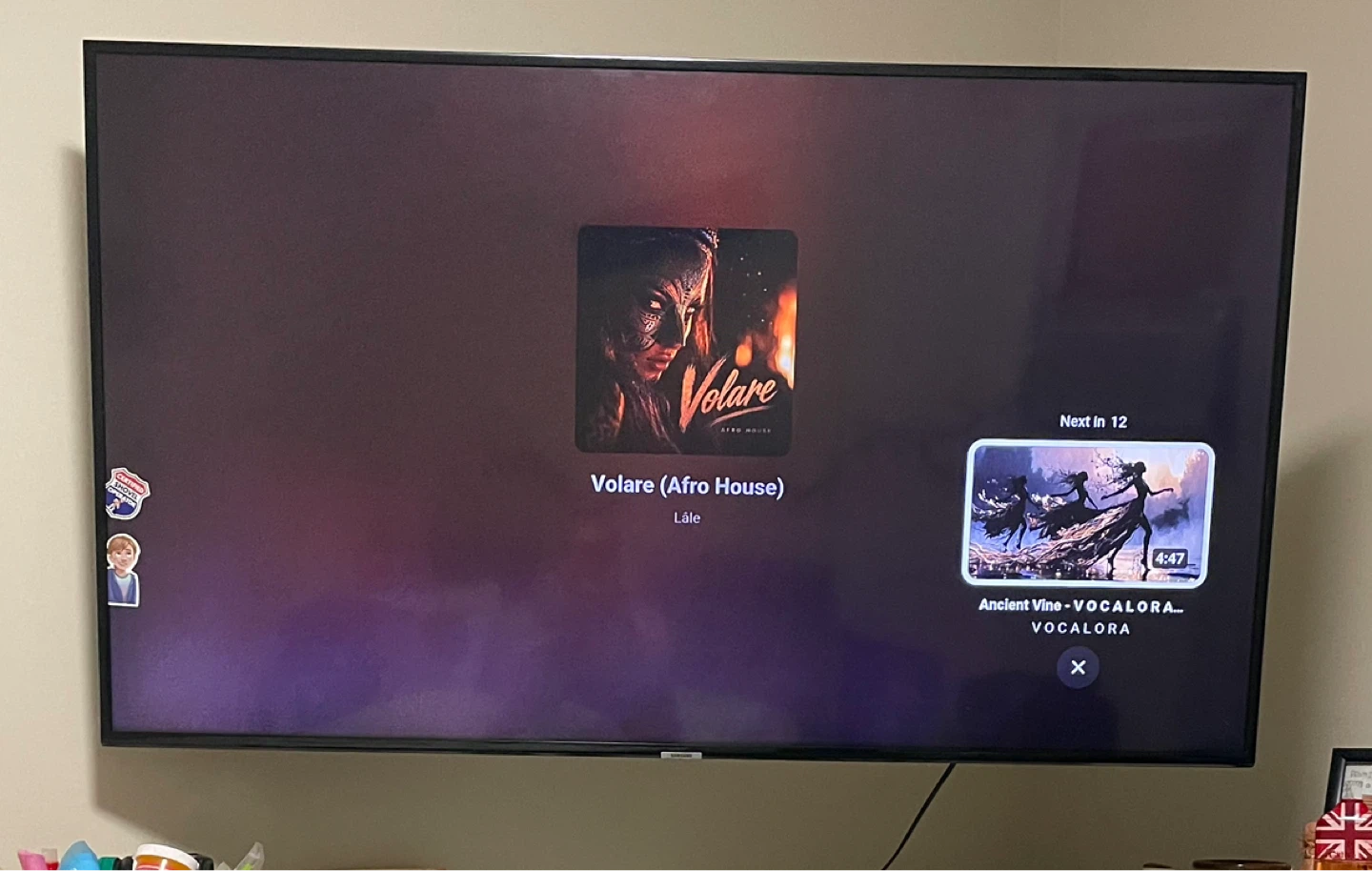 Samsung 65” smart tv