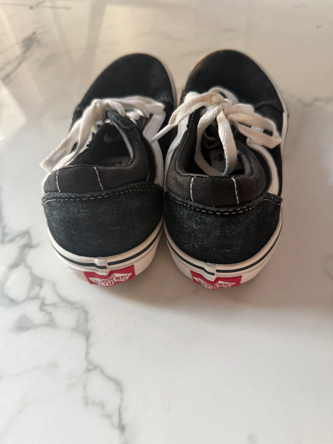 Vans Old Skool Youth Shoes Black White Size 4 - photo 2