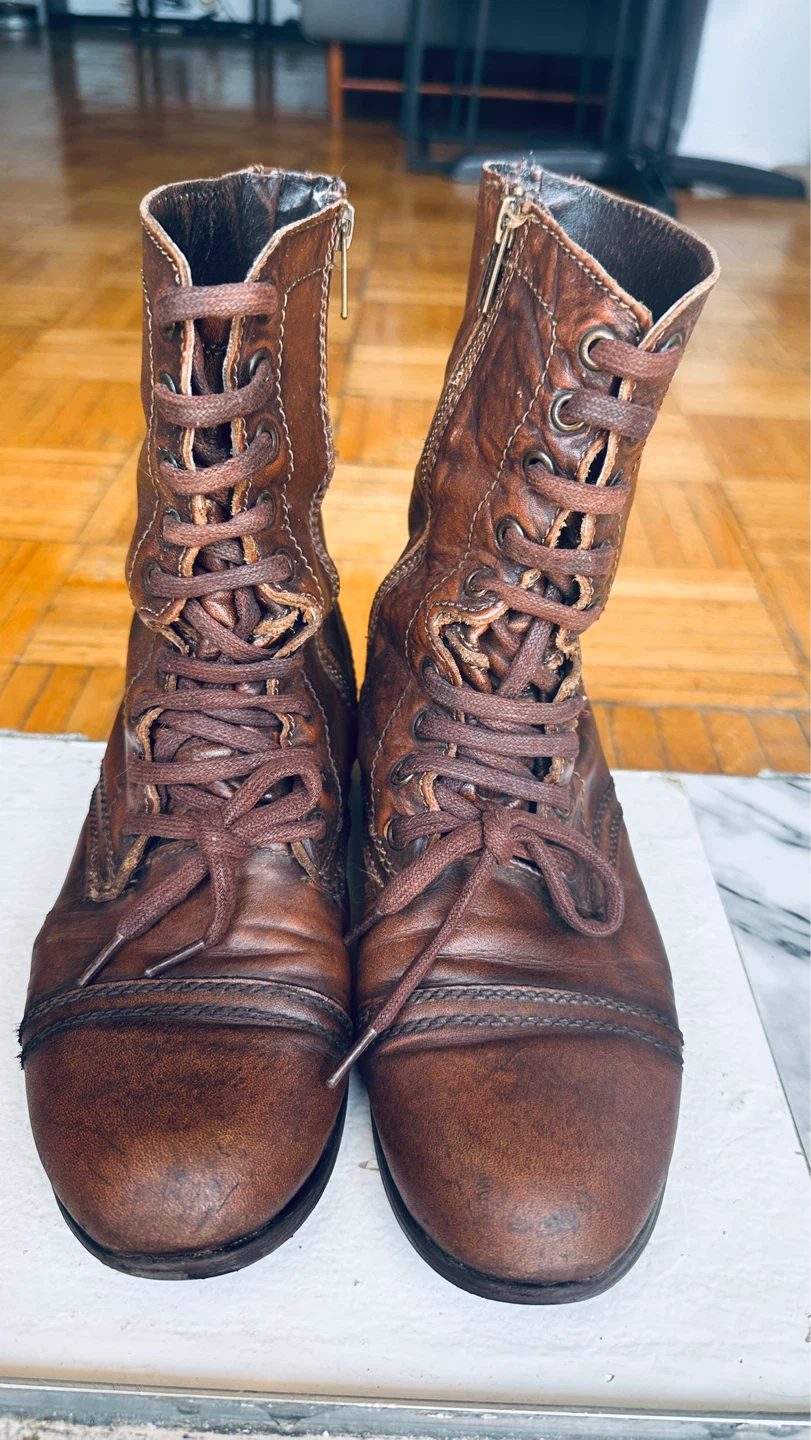 Brown Leather Lace-up Boots