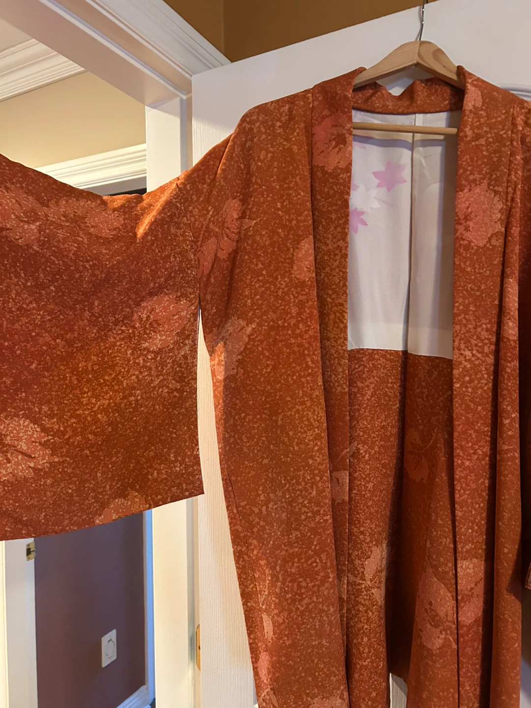 Traditional Orange Floral Kimono m - photo 3