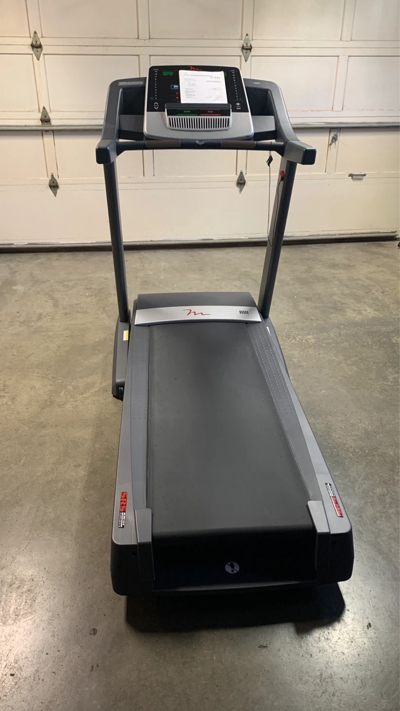 ProForm 730 Treadmill with SRS Surface Response Suspension - photo 2