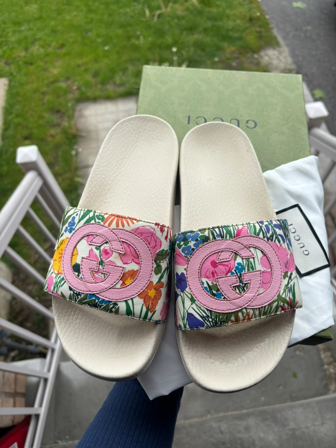GUCCI Floral Slide Sandals - photo 3