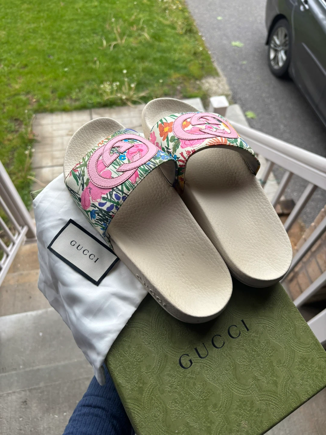 GUCCI Floral Slide Sandals