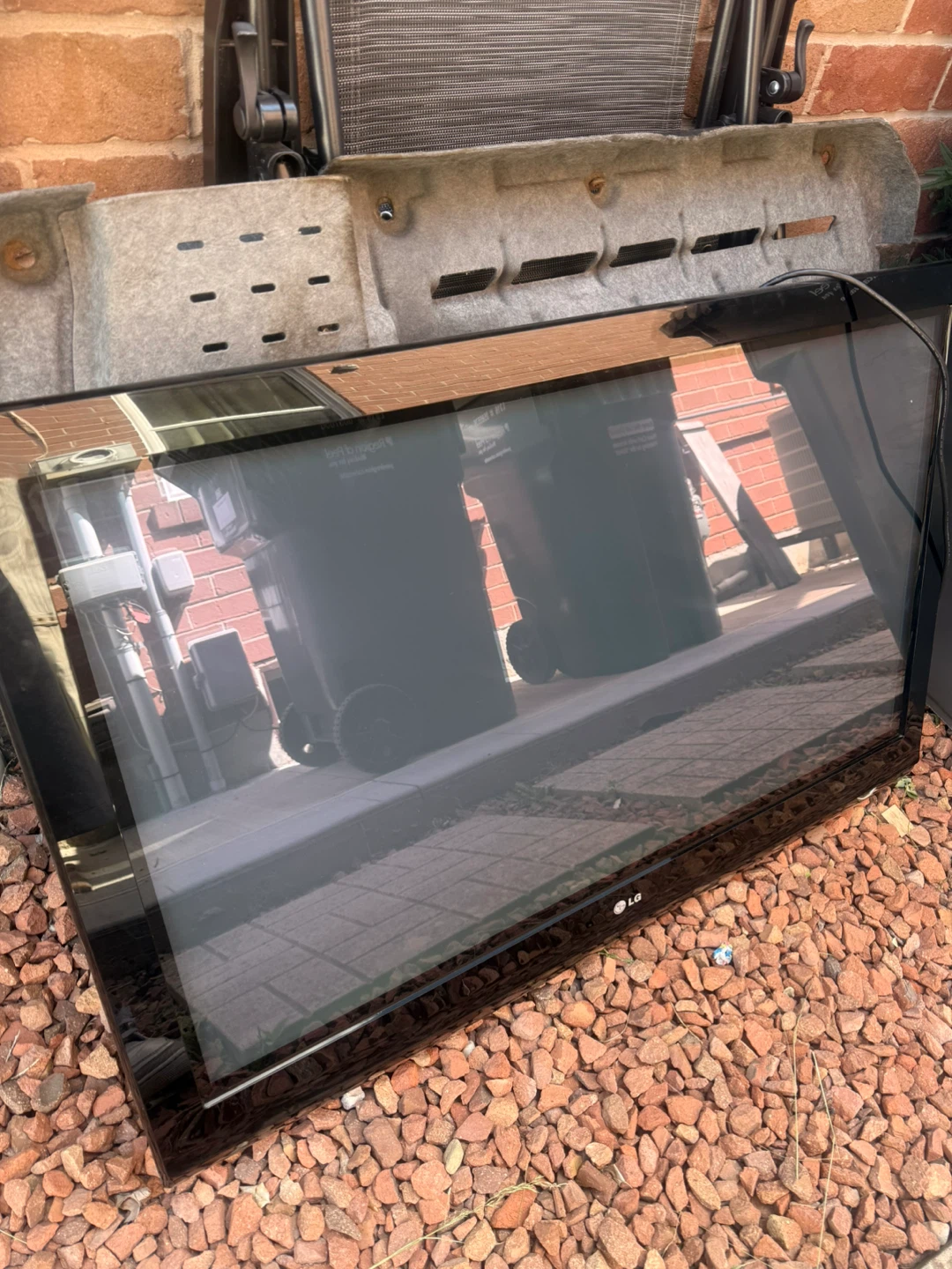 LG Flat Screen plasma tv - photo 3