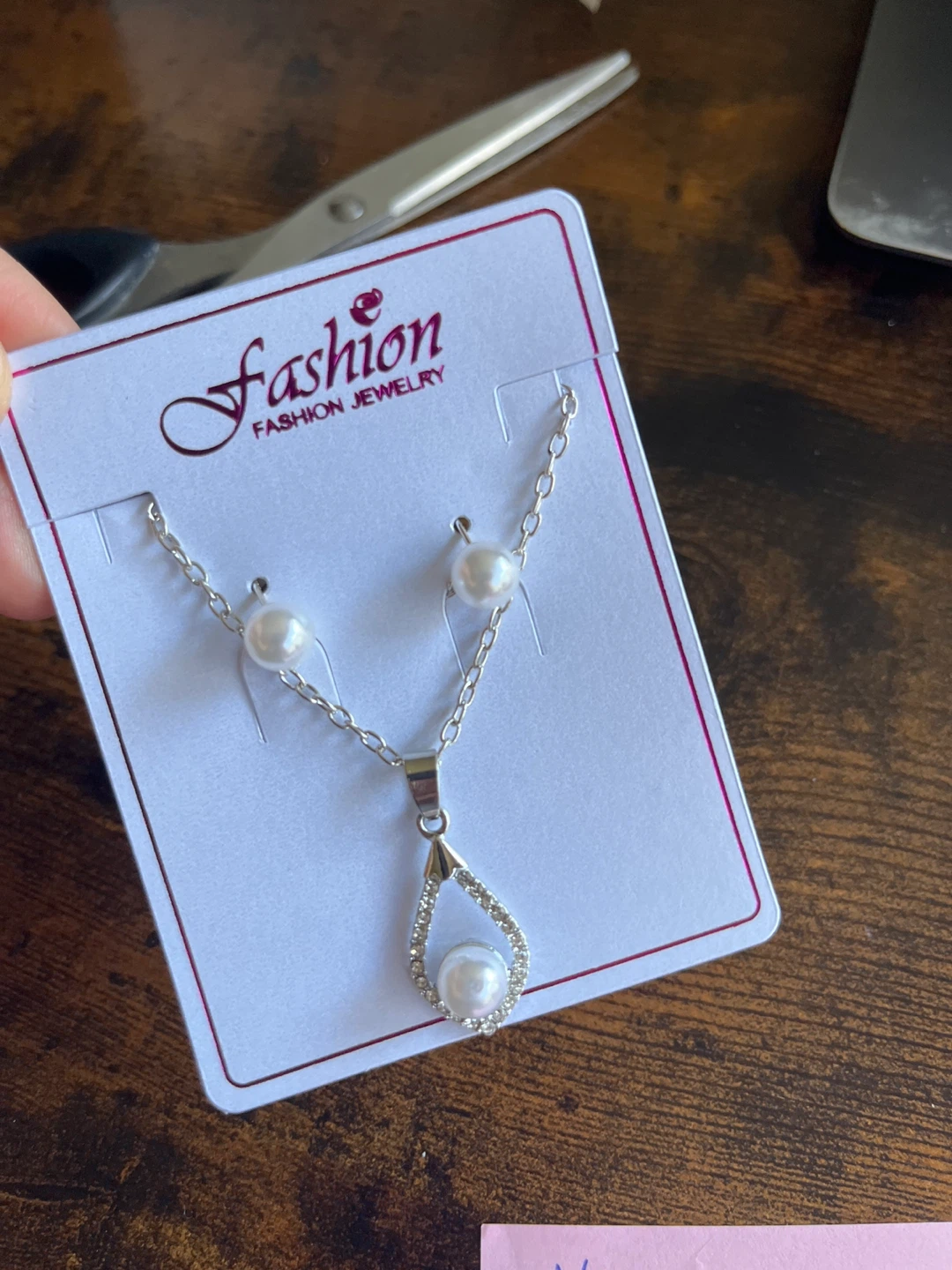Fashion Jewelry Pearl Necklace and Earrings Set