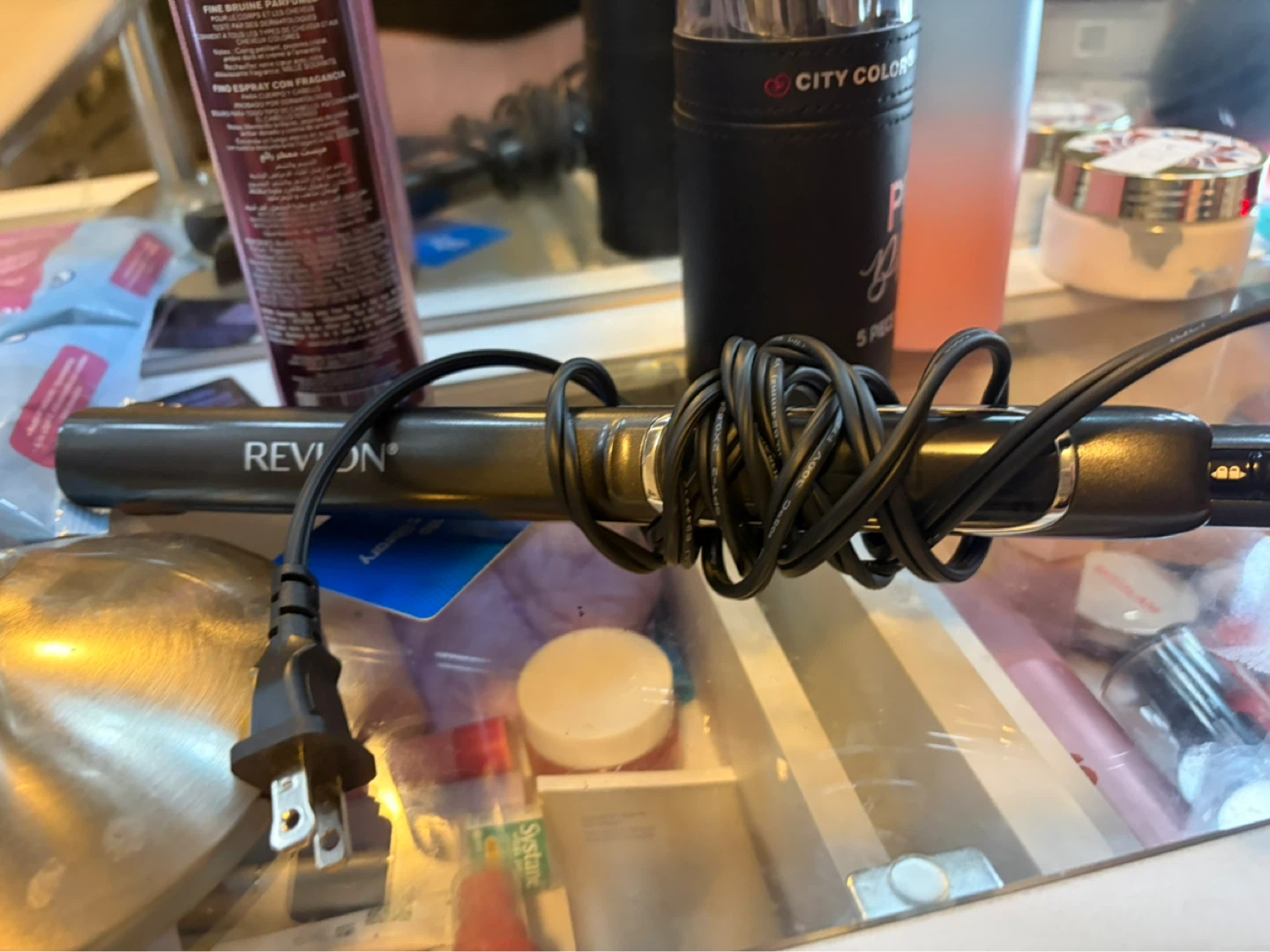 Revlon Flat Iron - photo 3