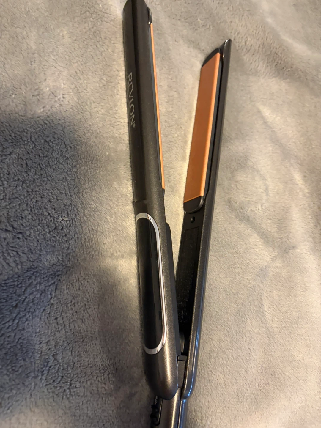Revlon Flat Iron - photo 2