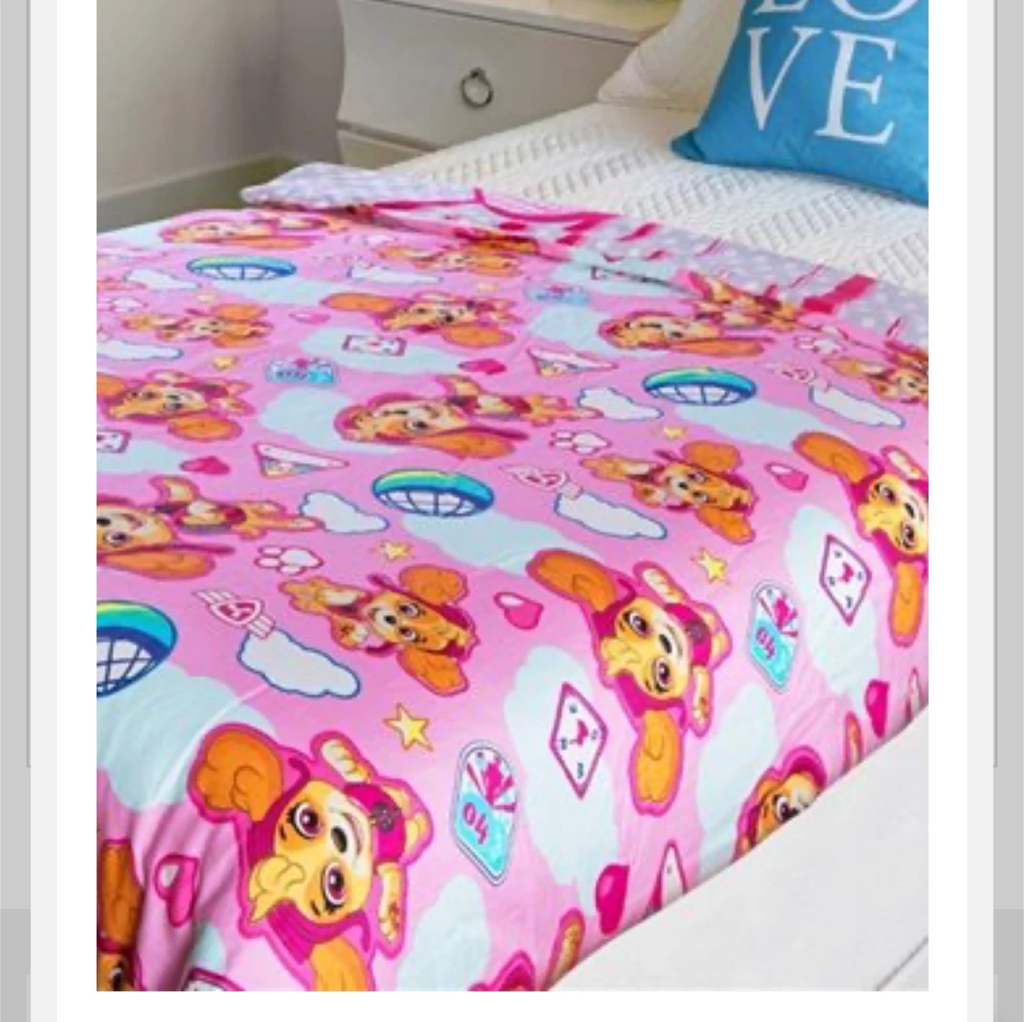 Retails $200, Brand new Paw Patrol Skye Weighted Blanket - photo 3