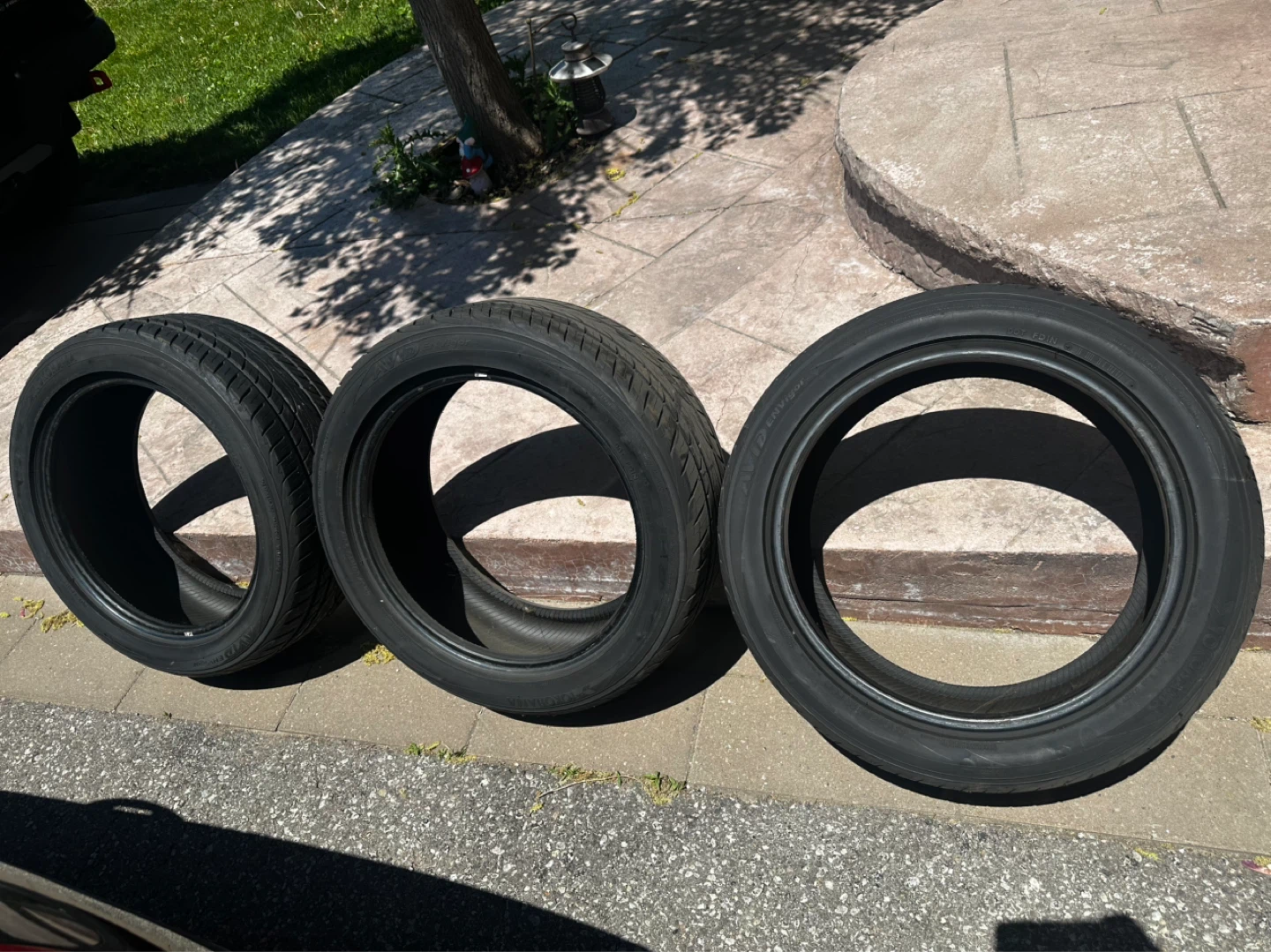 Set of 3 Tires Yokohama 255/50R18 95W
