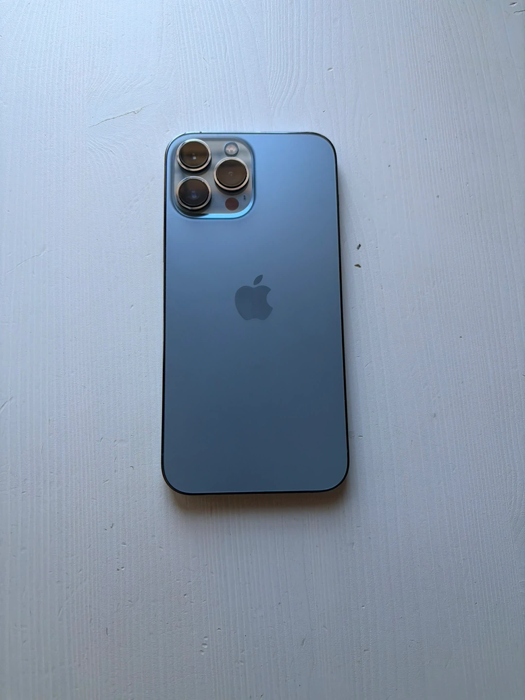 Apple iPhone 13 Pro Max Sierra Blue