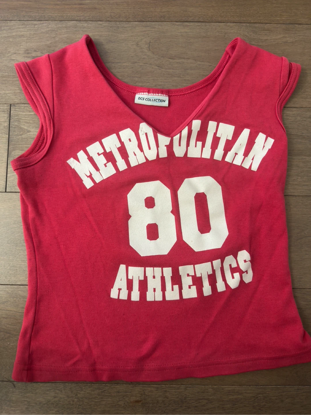 Y2K DCS Collection "Metropolitan 80 Athletics" T-shirt