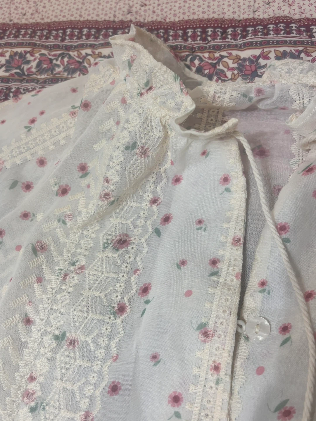 Women's Floral Lace Blouse Top - photo 4