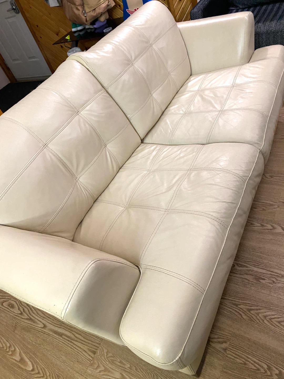 Palliser Genuine Leather Cream Sofa (CAN DELIVER) - photo 2