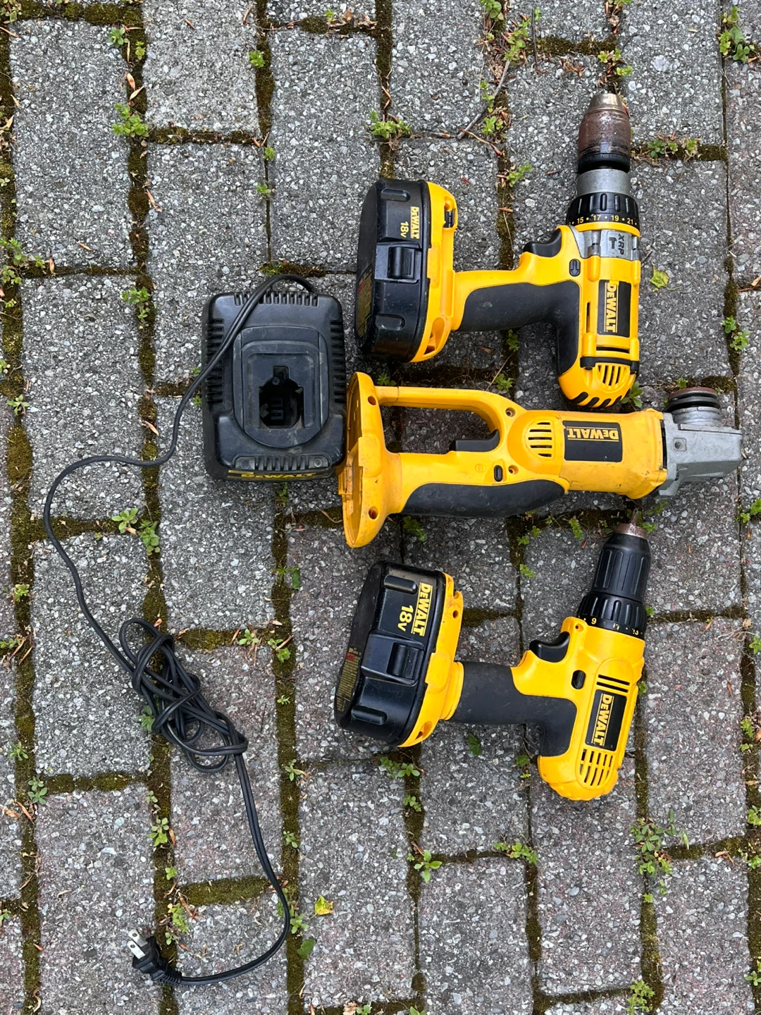 Dewalt cordless grinder and hammer drill