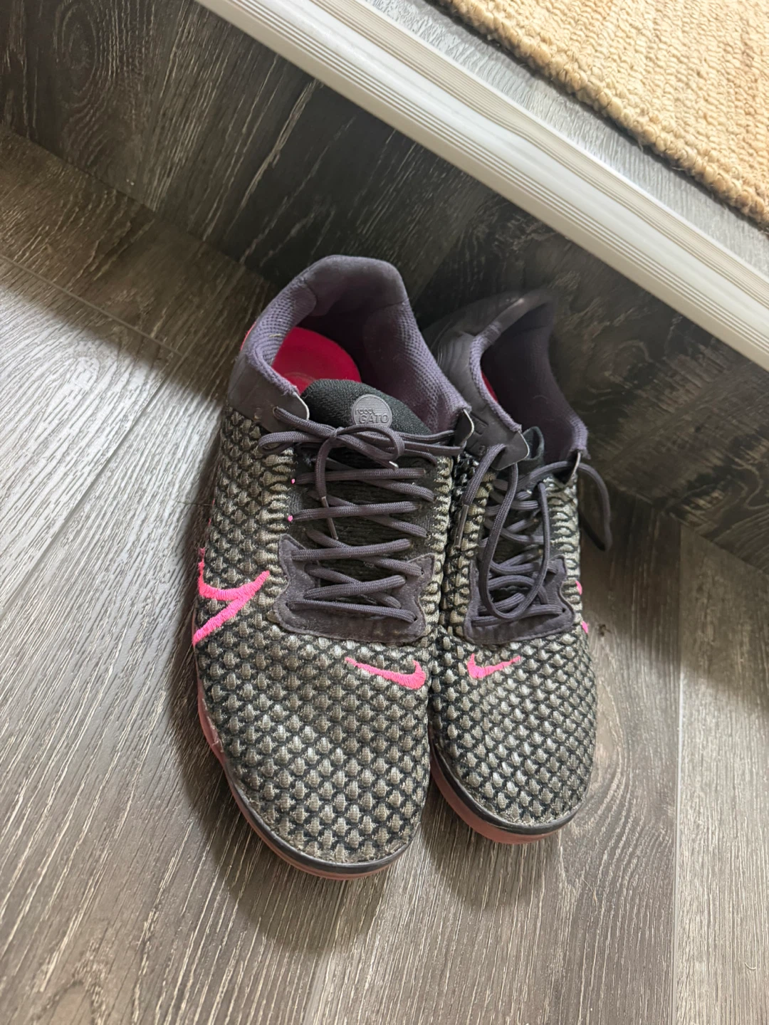 Man’s Shoes US10 - photo 3