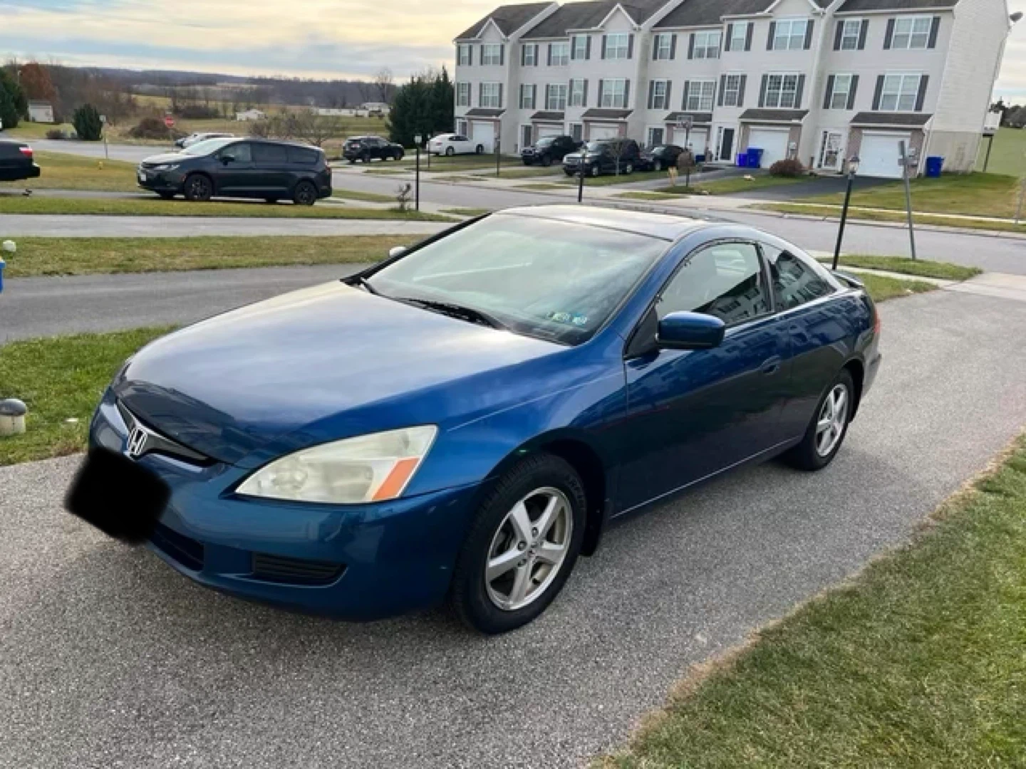 Blue Honda Accord Coupe - photo 4