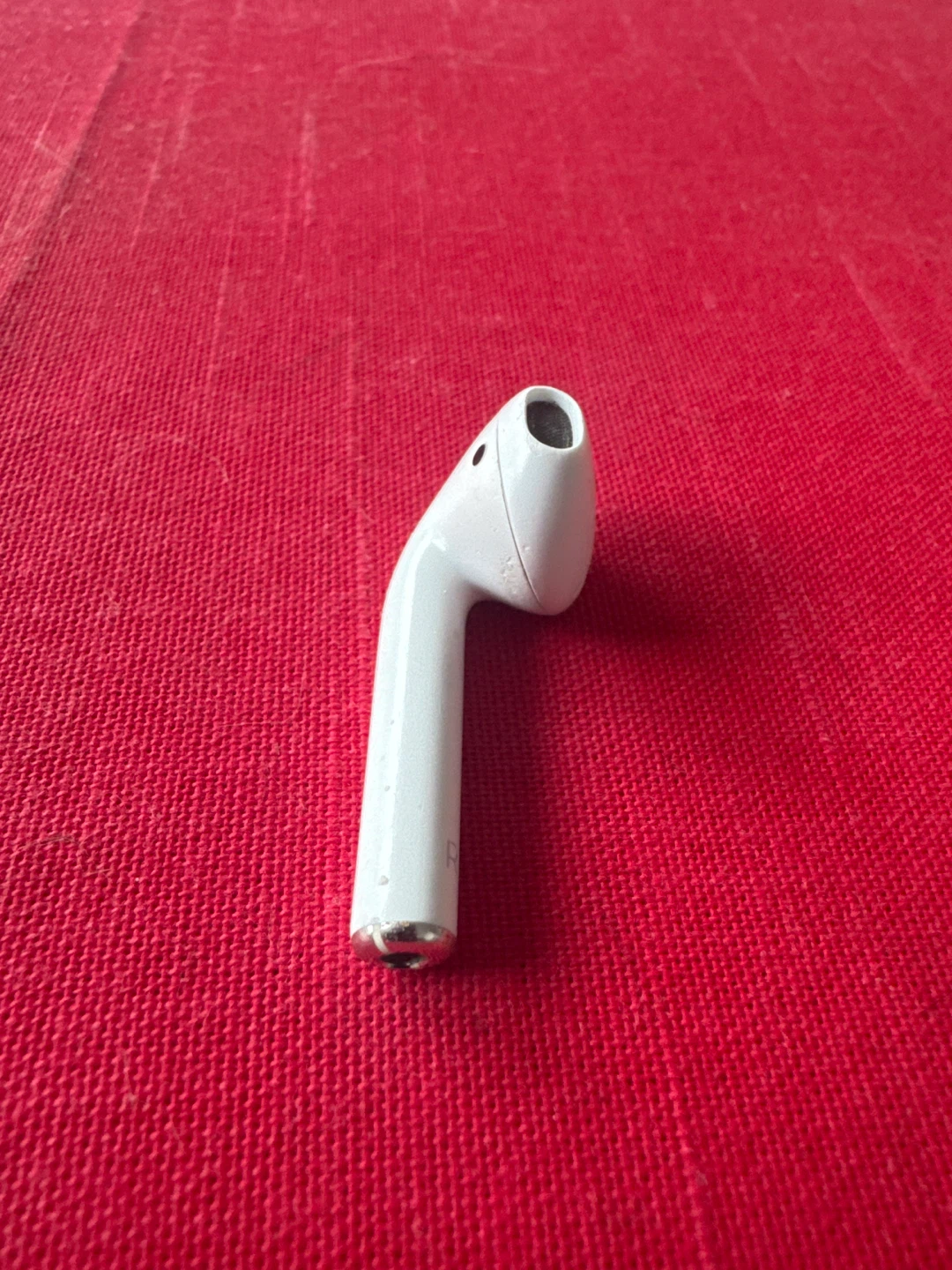 Apple AirPods (Right Earbud) - photo 4