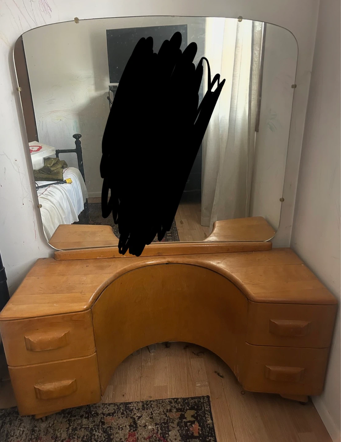 Vintage Vanity Table with Mirror