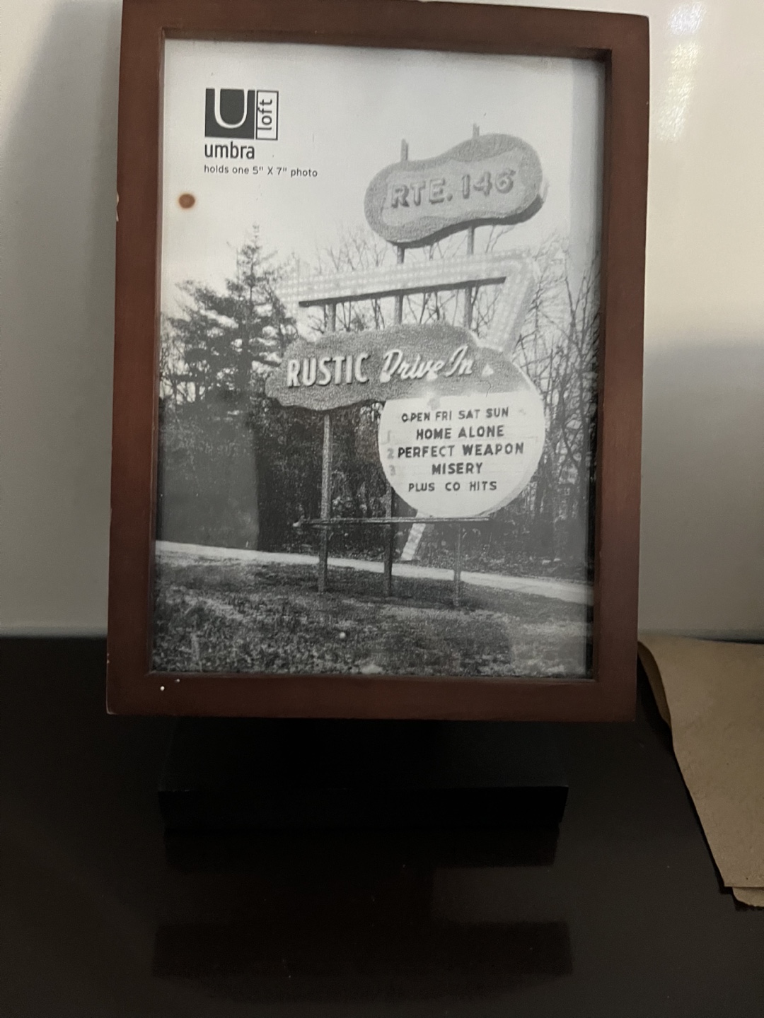 Umbra Loft Pedestal Photo Frame 5" x 7"