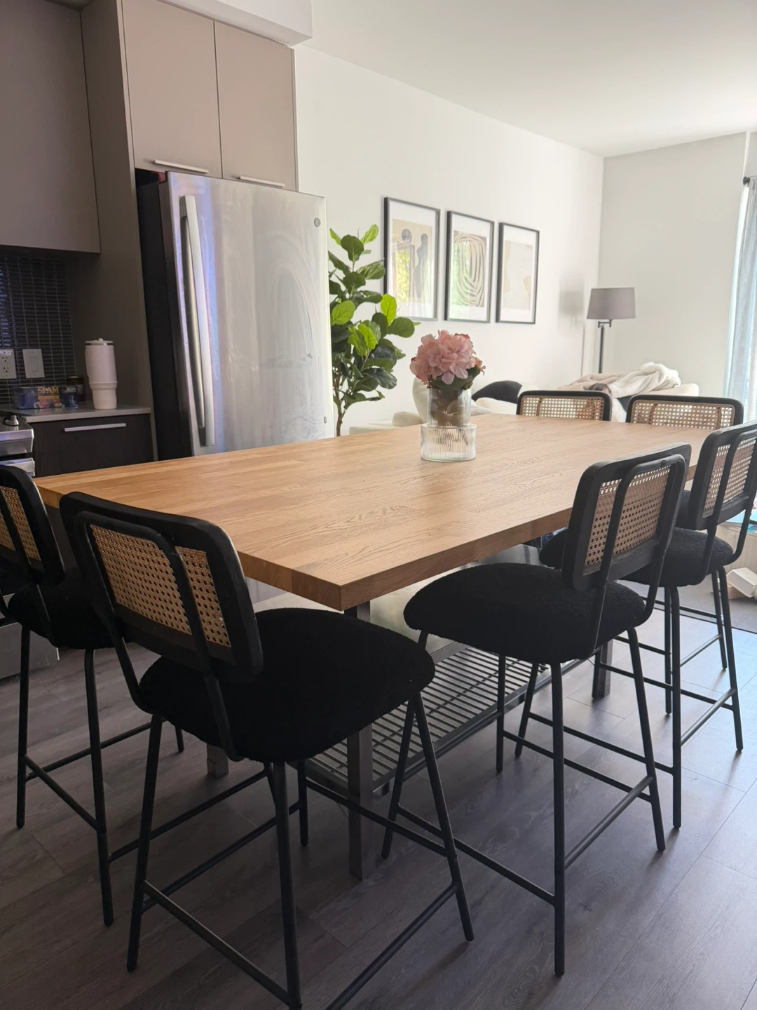 Kitchen Island with 6 Counter Stools