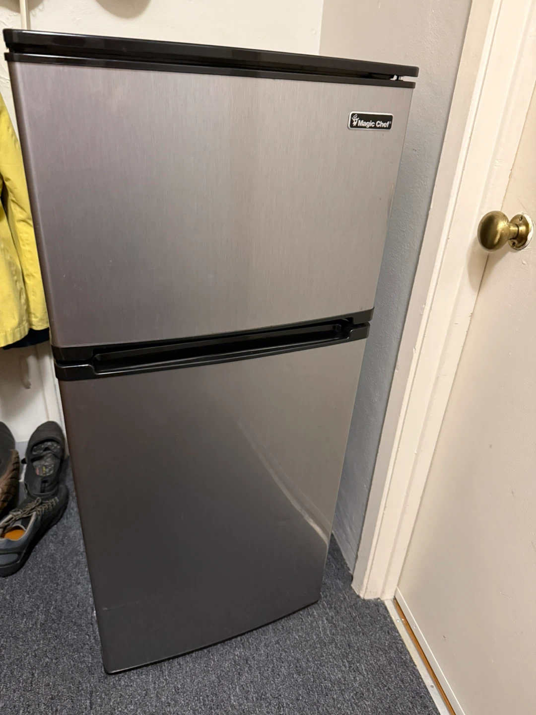 Magic Chef Mini Fridge - photo 2