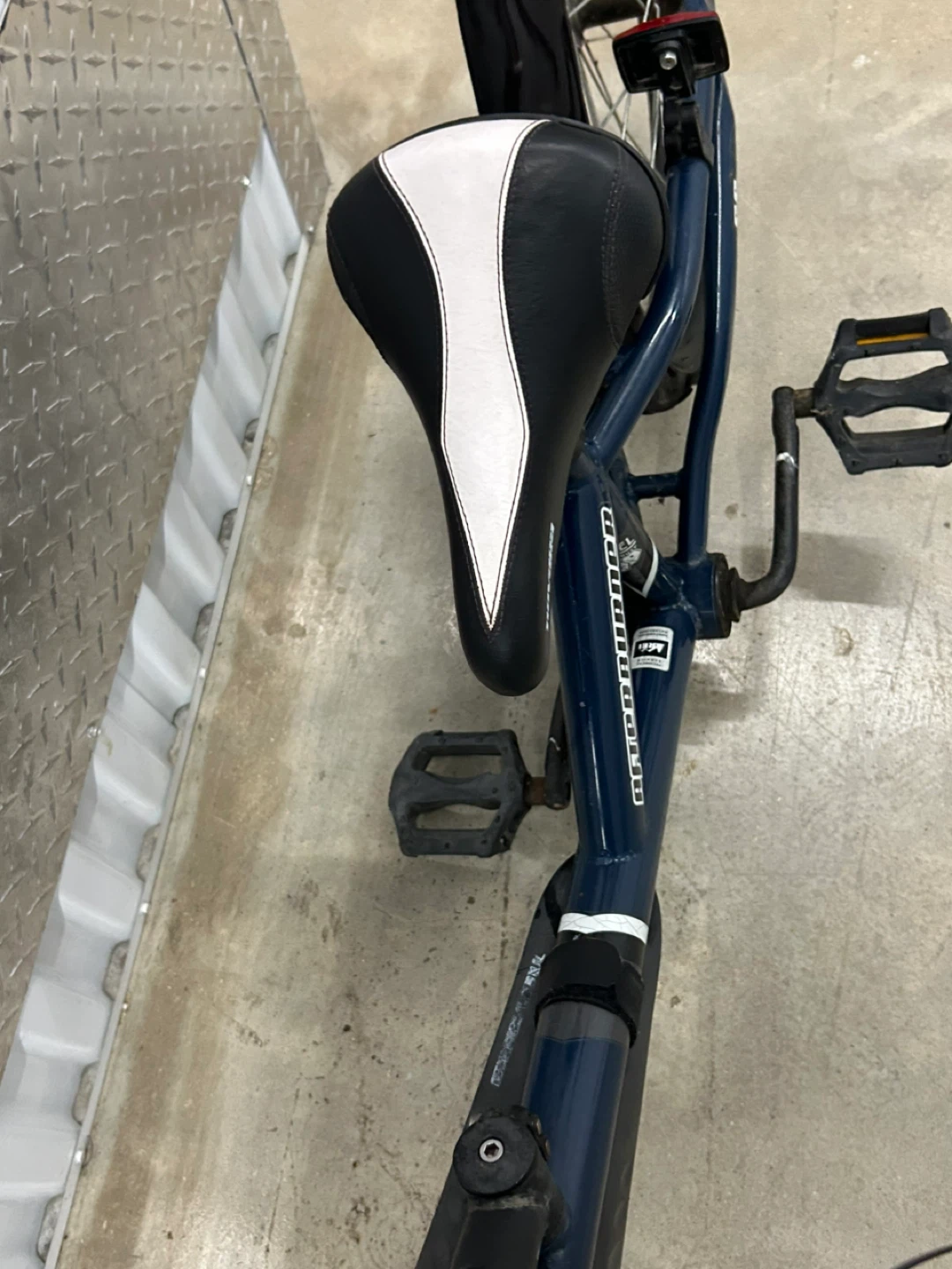 Trail-Gator Bike Tow Bar - photo 2