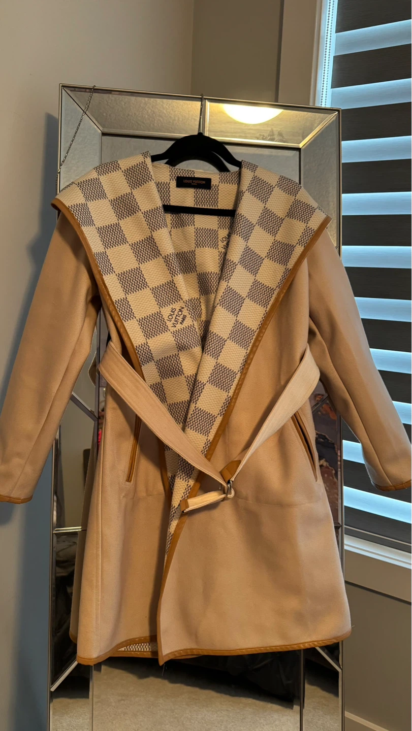 Louis Vuitton Monogram Hooded Coat | New - photo 2