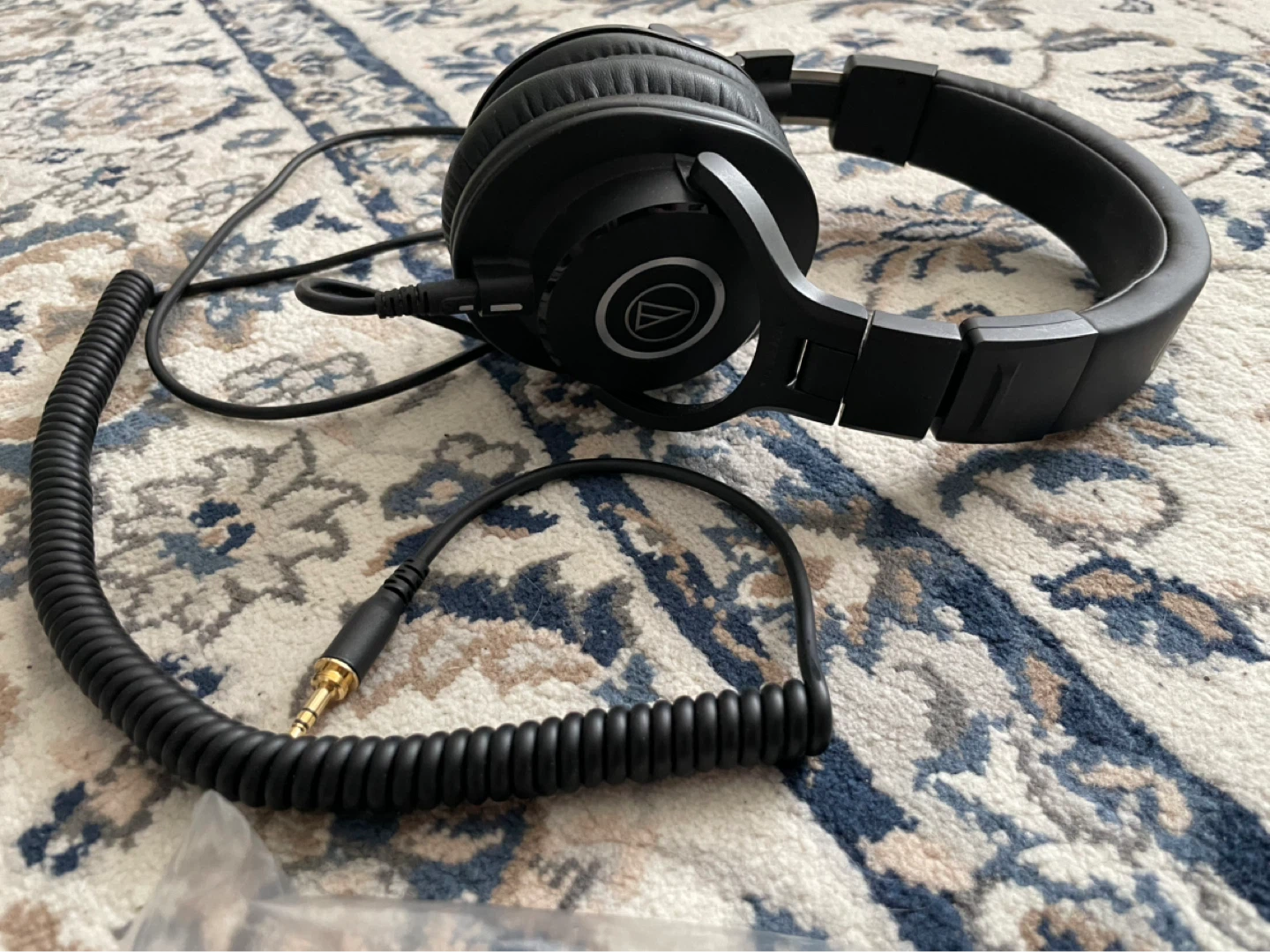 Audio-Technica ATH-M40x Headphones - photo 2