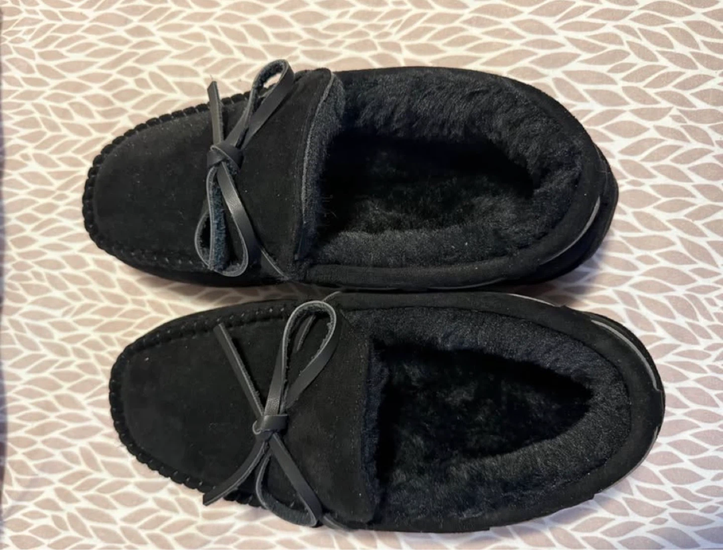 Harlow Black Moccasin Slippers Size 6
