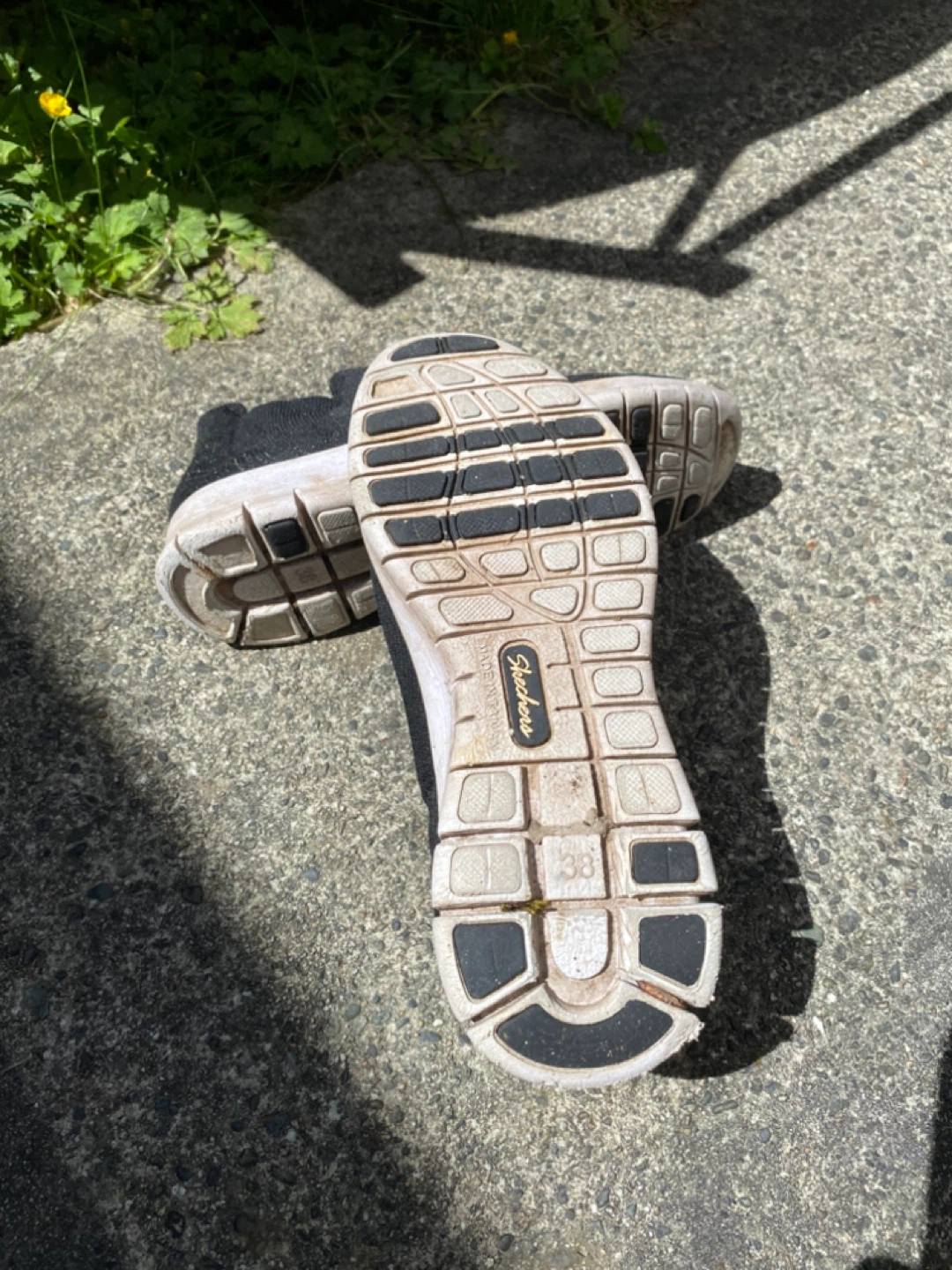 Skechers Slip-On Shoes Size 38 women’s - photo 3